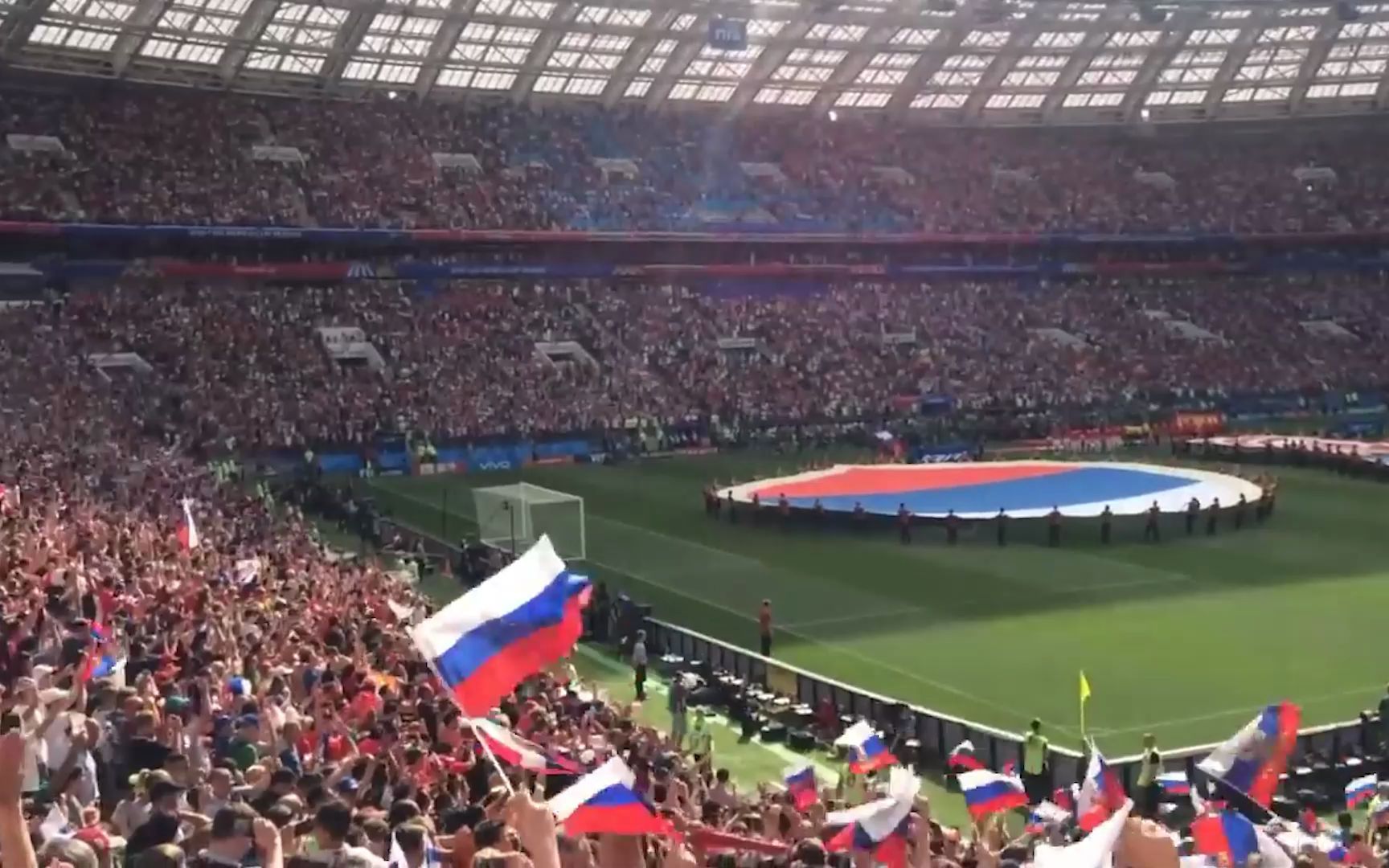 尾轮衬块及驱动轮衬块